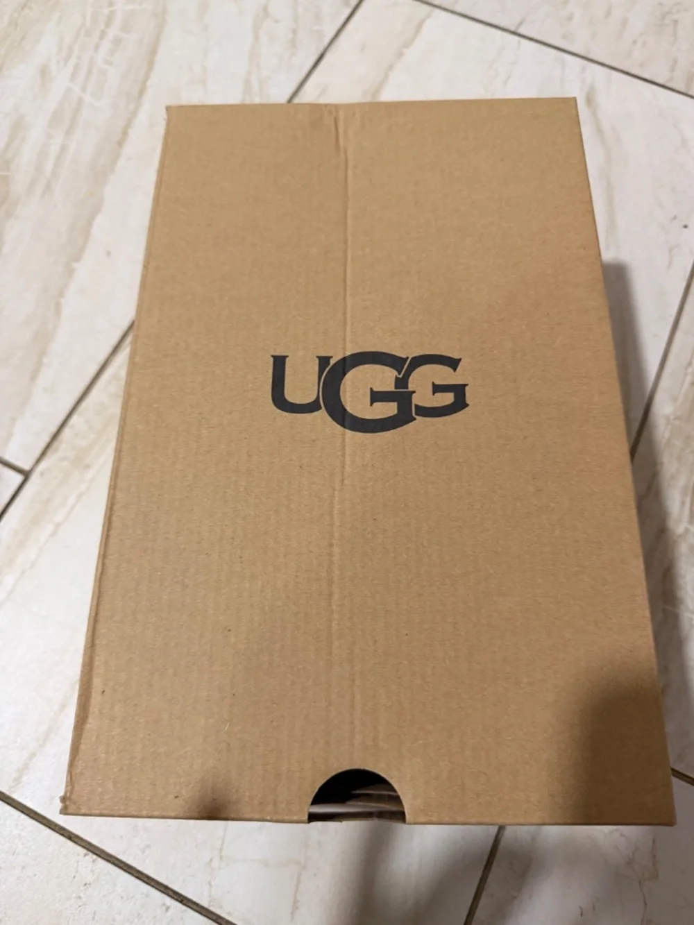 Tasman slippers size 5 UGG